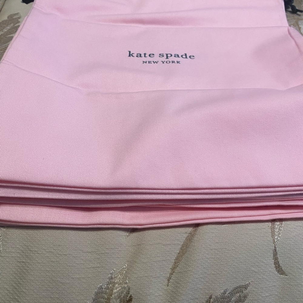 Kate Spade Soft Pink Storage Bag….8 pc . - Picture 3 of 3